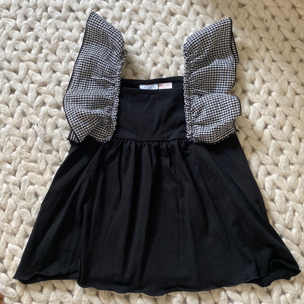 Zara Gingham Ruffle Oversized Top 2T NWT